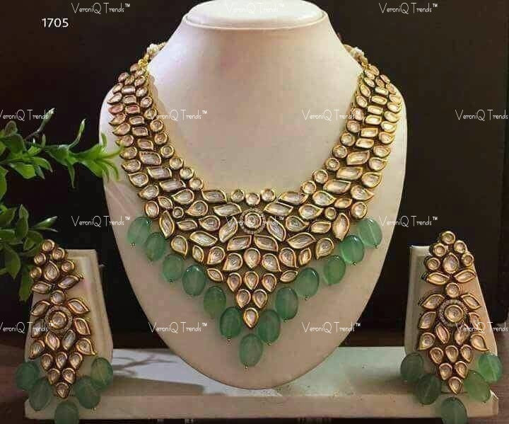 VeroniQ Trends-Beautiful Gold Plated Heavy Kundan And Quartz Beads Necklace Kundan-Gold Plated-Wedding Jewellery-Punjabi Jewellery-South Indian-Thappa Jewellery