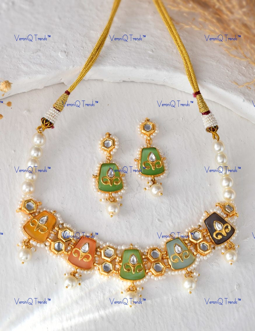 VeroniQ Trends-Beautiful Multicolor Pearl Heavy Kundan And Meenakari Choker Necklace Kundan-Gold Plated-Wedding Jewellery-Punjabi Jewellery-South Indian-Thappa Jewellery