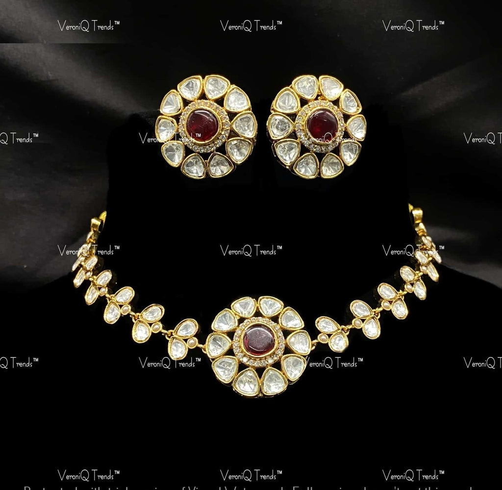 VeroniQ Trends-Elegant Gold Plated Kundan Choker Necklace Kundan-Gold Plated-Wedding Jewellery-Punjabi Jewellery-South Indian-Thappa Jewellery