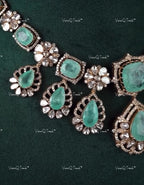 VeroniQ Trends-Victorian Emerald And Polki Silver Choker Necklace 92.5 Silver Moissanite Diamond Polki-Emerald Stone-Gold Plated-Wedding Jewelry-Punjabi Jewelry-South Indian-Thappa Jewelry