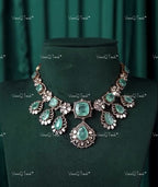 VeroniQ Trends-Victorian Emerald And Polki Silver Choker Necklace 92.5 Silver Moissanite Diamond Polki-Emerald Stone-Gold Plated-Wedding Jewelry-Punjabi Jewelry-South Indian-Thappa Jewelry