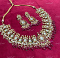 VeroniQ Trends-Beautiful Bridal Gold Plated Pachi Kundan Choker Necklace With Red Beads Pachi Kundan-Gold Plated-Wedding Jewellery-Punjabi Jewellery-South Indian-Thappa Jewellery