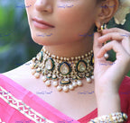 VeroniQ Trends-Traditional Green Carved Uncut Polki Choker Pachi Kundan Necklace Polki-Gold Plated-Wedding Jewelry-Punjabi Jewelry-South Indian-Thappa Jewelry