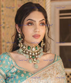 VeroniQ Trends-Elegant Bridal Gold Plated Polki Pachi Kundan Choker Necklace With Green Quartz Beads Polki Pachi Kundan-Gold Plated-Wedding Jewelry-Punjabi Jewelry-South Indian-Thappa Jewelry