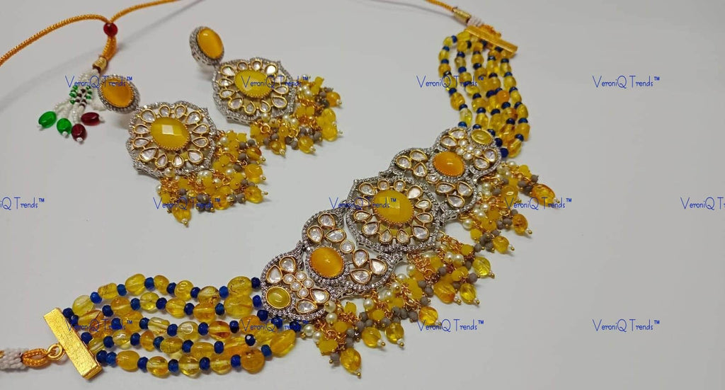 VeroniQ Trends-Beautiful Victorian Party Wear Fluorite Beads Kundan Choker Necklace Kundan-Gold Plated-Wedding Jewellery-Punjabi Jewellery-South Indian-Thappa Jewellery