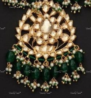 VeroniQ Trends-Traditional Bridal Gold Plated Pachi Kundan Necklace Pachi With Green Beads Kundan-Gold Plated-Wedding Jewellery-Punjabi Jewellery-South Indian-Thappa Jewellery