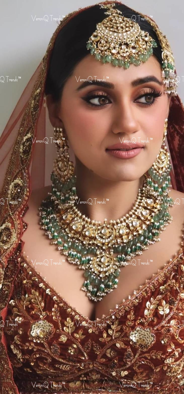 VeroniQ Trends-Traditional Bridal Gold Plated Pachi Kundan Choker Necklace With Earrings And Maang Tika Passa Kundan-Gold Plated-Wedding Jewellery-Punjabi Jewellery-South Indian-Thappa Jewellery
