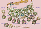 VeroniQ Trends-Traditional Bridal Gold Plated Meenakari Pachi Kundan Choker Necklace With Earrings And Maang Tika Kundan-Gold Plated-Wedding Jewelry-Punjabi Jewelry-South Indian-Thappa Jewelry