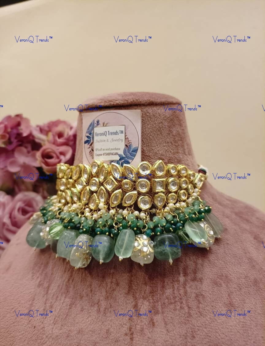 VeroniQ Trends-Beautiful Gold Plated Green Fluorite Beads Kundan Choker Necklace Kundan-Gold Plated-Wedding Jewellery-Punjabi Jewellery-South Indian-Thappa Jewellery