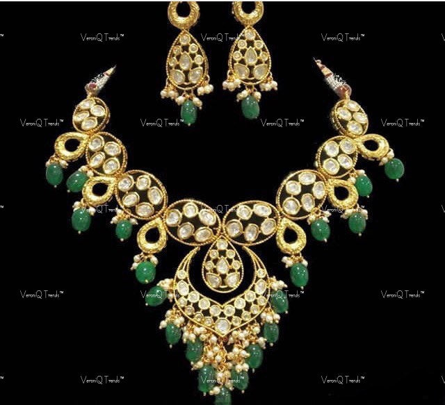 VeroniQ Trends-Traditional Gold Plated Polki Kundan Necklace With Green Beads Polki-Gold Plated-Wedding Jewellery-Punjabi Jewellery-South Indian-Thappa Jewellery