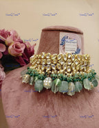 VeroniQ Trends-Beautiful Gold Plated Green Fluorite Beads Kundan Choker Necklace Kundan-Gold Plated-Wedding Jewelry-Punjabi Jewelry-South Indian-Thappa Jewelry
