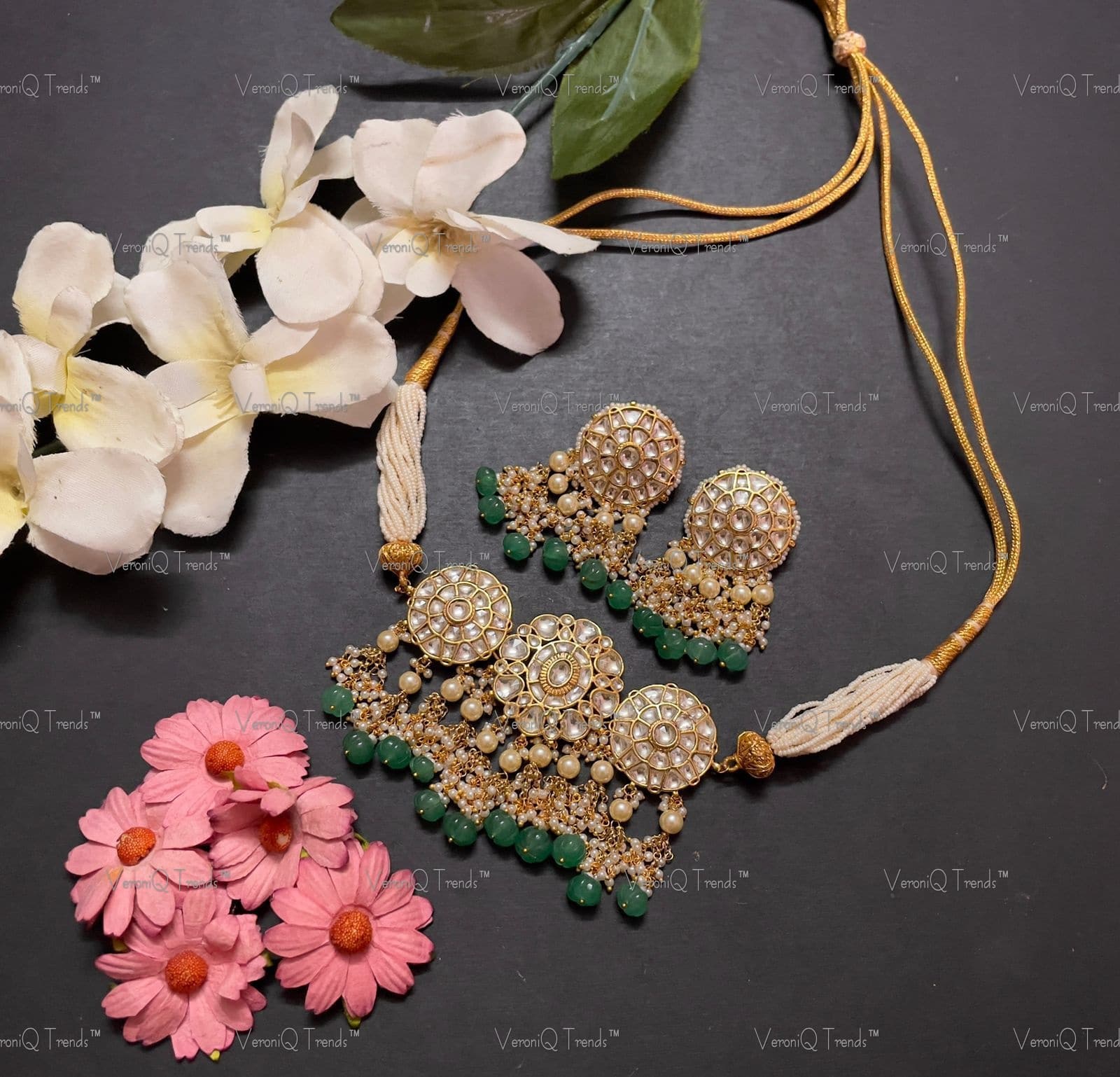 VeroniQ Trends-Handmade Thappa Style Kundan Choker Necklace-Bridal Jewellery-Engagement-South Indian-Punjabi Jewellery-Pachi Kundan-BS