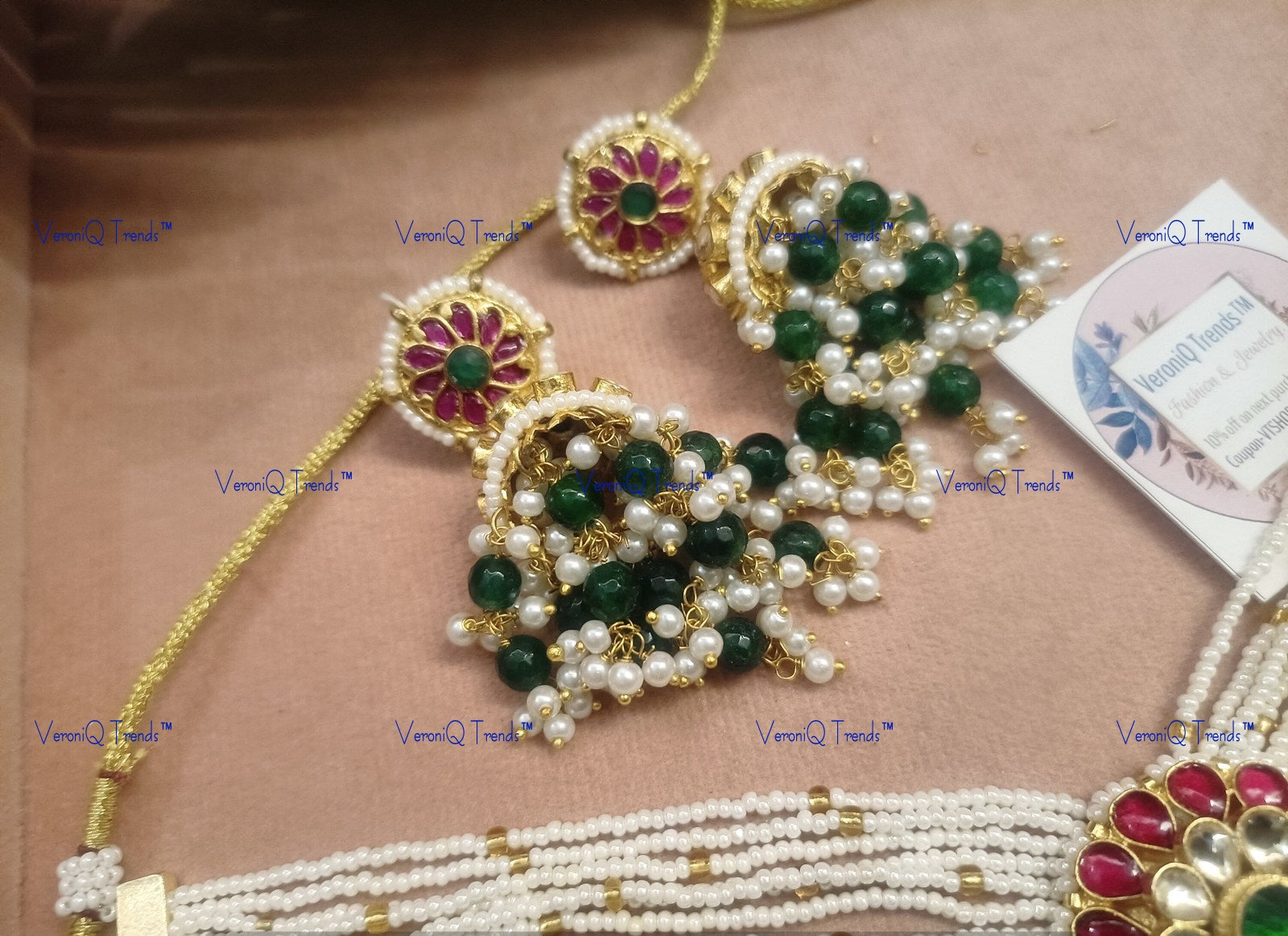 VeroniQ Trends-Beautiful Gold Plated Kemp Stone Pachi Kundan Pearl Choker Necklace Pachi Kundan-Gold Plated-Wedding Jewellery-Punjabi Jewellery-South Indian-Thappa Jewellery