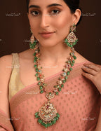 VeroniQ Trends-Beautiful Gold Plated Kundan Jadau Long Necklace With Green Beads Kundan-Gold Plated-Wedding Jewelry-Punjabi Jewelry-South Indian-Thappa Jewelry