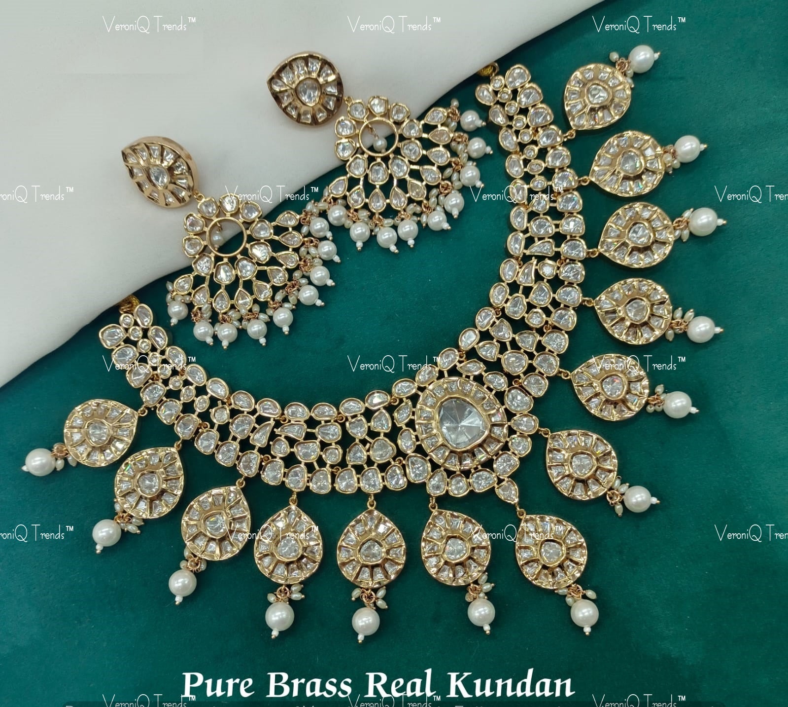 VeroniQ Trends-Elegant Bridal Diamond Look Kundan Polki Necklace Polki-Gold Plated-Wedding Jewellery-Punjabi Jewellery-South Indian-Thappa Jewellery