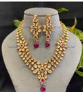 VeroniQ Trends-Latesh Stylish Gold Plated Kundan Studded Necklace Kundan-Gold Plated-Wedding Jewellery-Punjabi Jewellery-South Indian-Thappa Jewellery