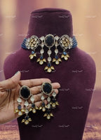 VeroniQ Trends-Victorian Style Kundan Jadau Kundan Choker Necklace Kundan-Gold Plated-Wedding Jewelry-Punjabi Jewelry-South Indian-Thappa Jewelry