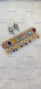 VeroniQ Trends-Elegant Victorian Party Wear Kundan Choker Necklace Kundan-Gold Plated-Wedding Jewelry-Punjabi Jewelry-South Indian-Thappa Jewelry