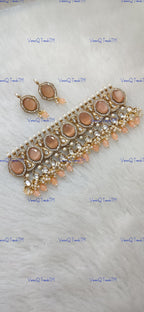 VeroniQ Trends-Elegant Victorian Party Wear Kundan Choker Necklace Kundan-Gold Plated-Wedding Jewelry-Punjabi Jewelry-South Indian-Thappa Jewelry