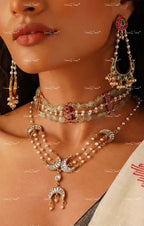 VeroniQ Trends-Traditional Chandbali Style Pachi Kundan Choker Necklace Pachi Kundan-Gold Plated-Wedding Jewelry-Punjabi Jewelry-South Indian-Thappa Jewelry