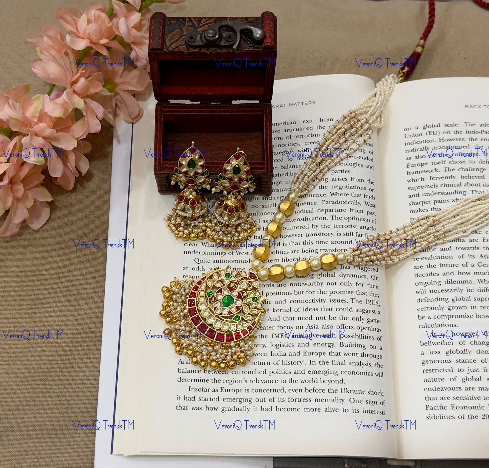 VeroniQ Trends-Traditional Chandbali Style Pachi Kundan Long Necklace Pachi Kundan-Gold Plated-Wedding Jewellery-Punjabi Jewellery-South Indian-Thappa Jewellery