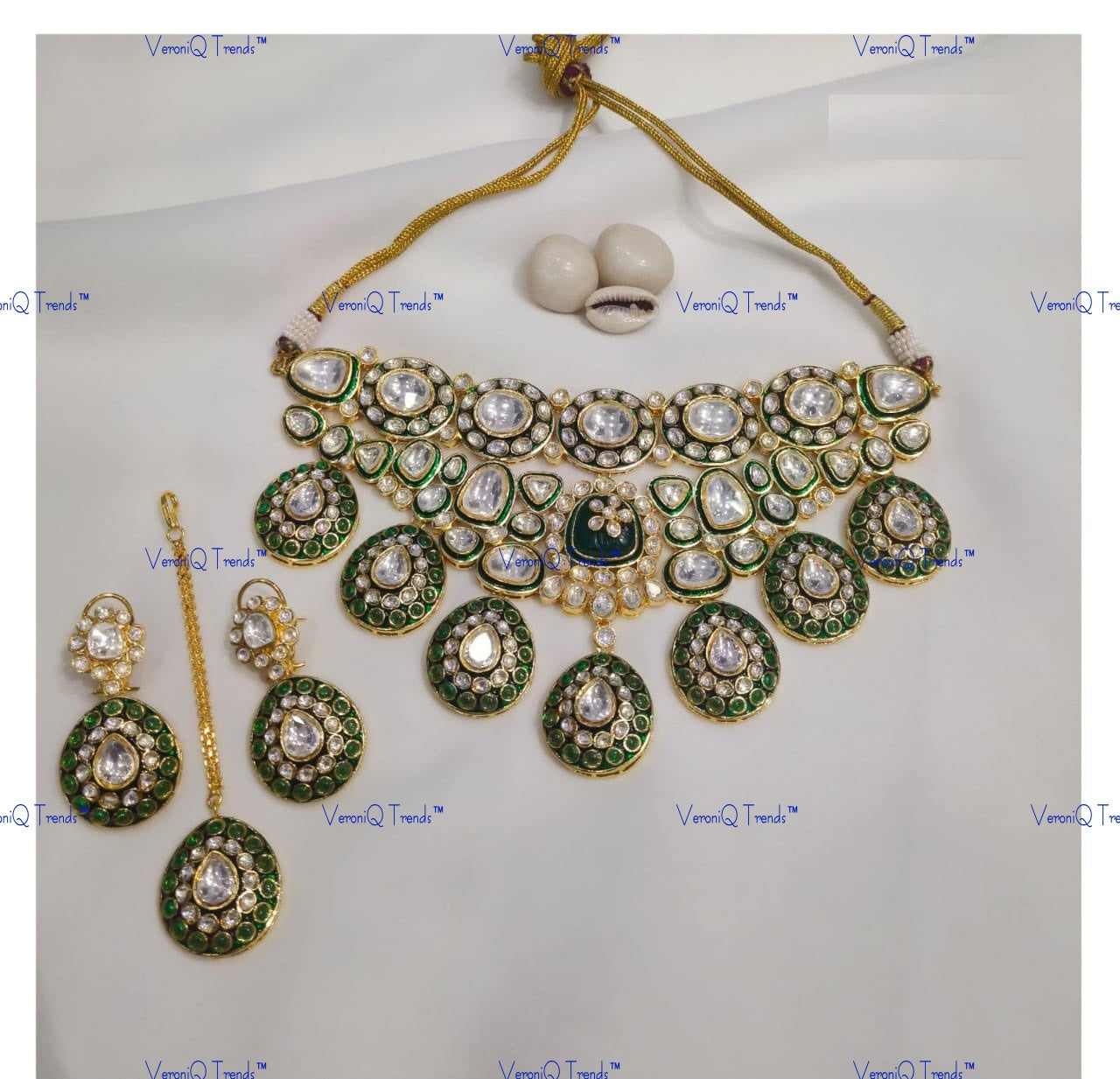 VeroniQ Trends- Bridal Carved Polki And Emerald Choker Necklace Polki-Emerald Stone-Gold Plated-Wedding Jewellery-Punjabi Jewellery-South Indian-Thappa Jewellery