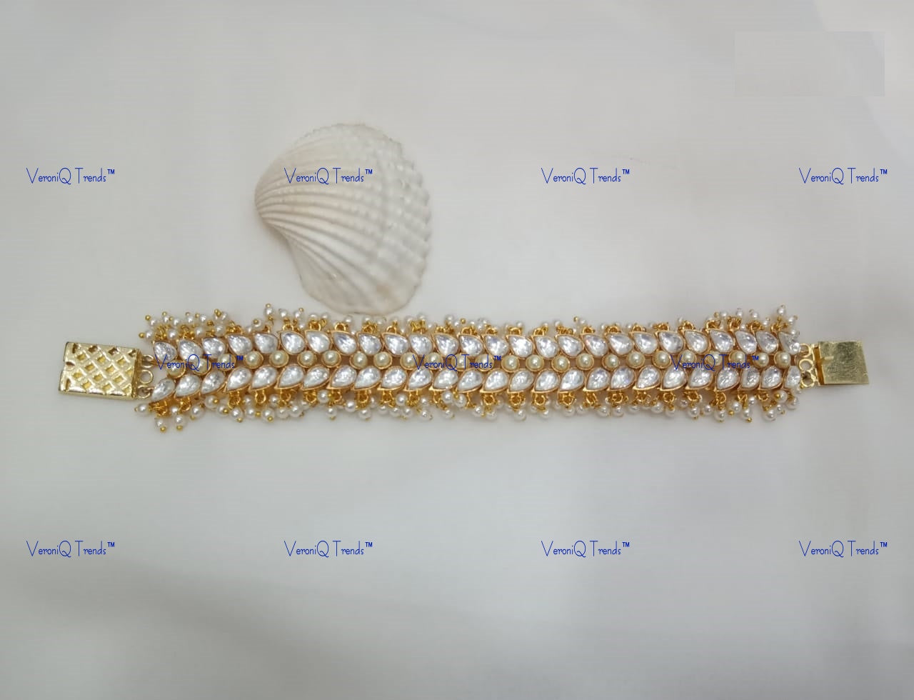 VeroniQ Trends-Pearl And Polki Bracelet Polki-Gold Plated-Wedding Jewellery-Punjabi Jewellery-South Indian-Thappa Jewellery