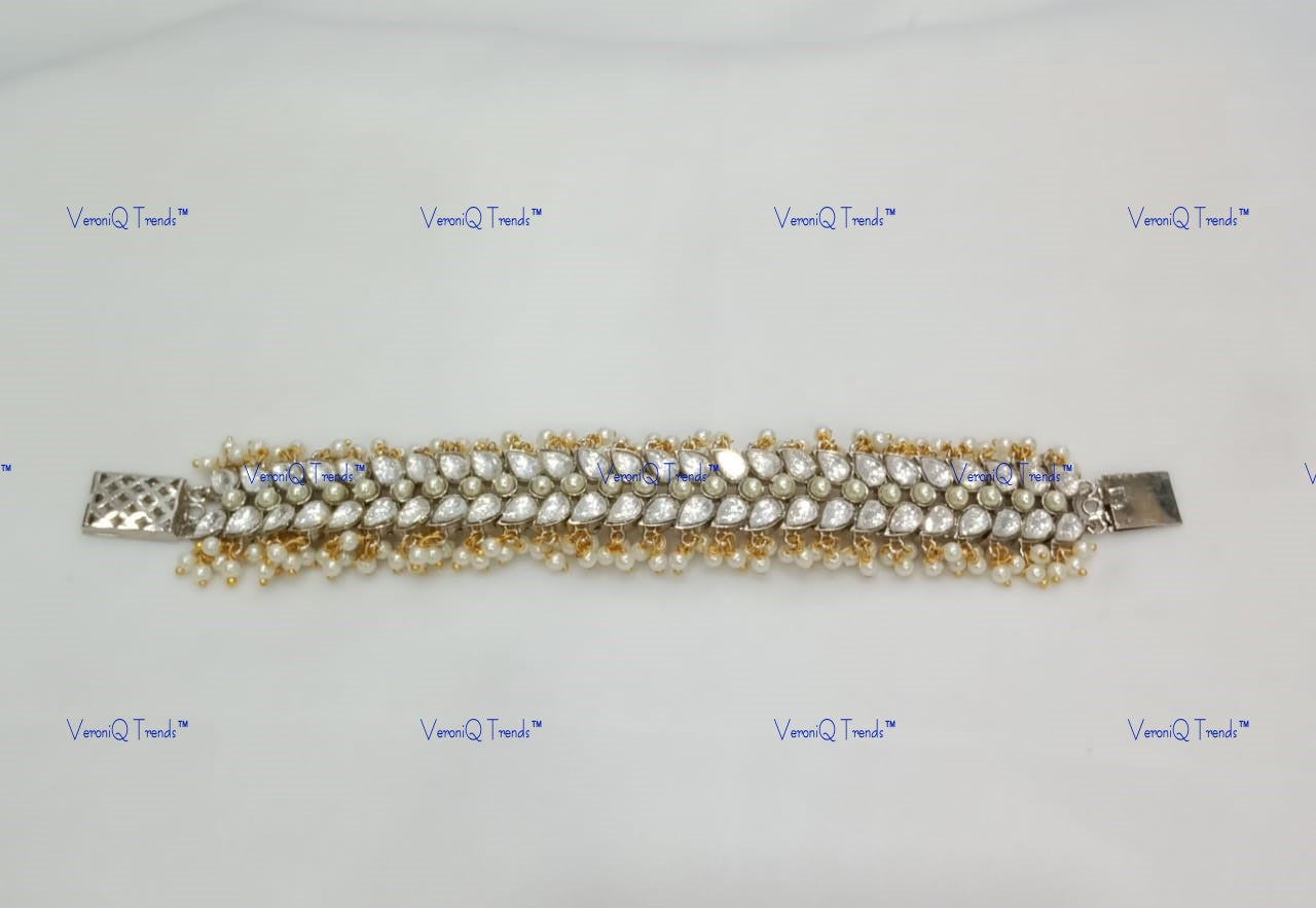 VeroniQ Trends-Pearl And Polki Bracelet Polki-Gold Plated-Wedding Jewellery-Punjabi Jewellery-South Indian-Thappa Jewellery