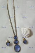 VeroniQ Trends-Blue Sapphire-Polki Pendant Necklace Set Polki-Sapphire Stone-Gold Plated-Wedding Jewellery-Punjabi Jewellery-South Indian-Thappa Jewellery