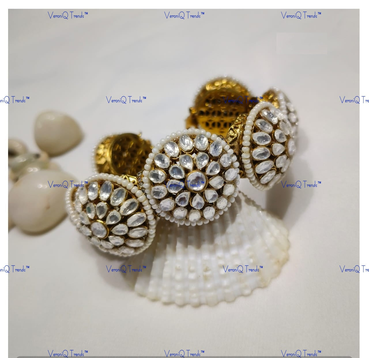 VeroniQ Trends-Pearl and Polki Bangle Polki-Fresh Water Pearl-Gold Plated-Wedding Jewellery-Punjabi Jewellery-South Indian-Thappa Jewellery