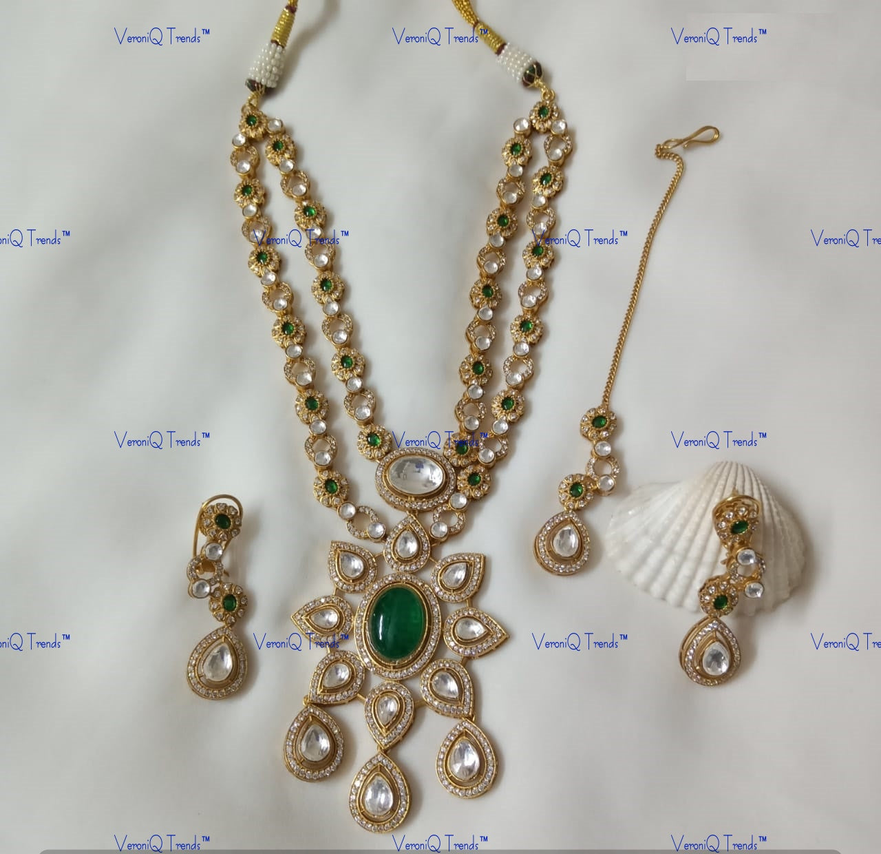 VeroniQ Trends-Double Layer Emerald and Polki Necklace Set Polki-Emerald Stone-Gold Plated-Wedding Jewellery-Punjabi Jewellery-South Indian-Thappa Jewellery