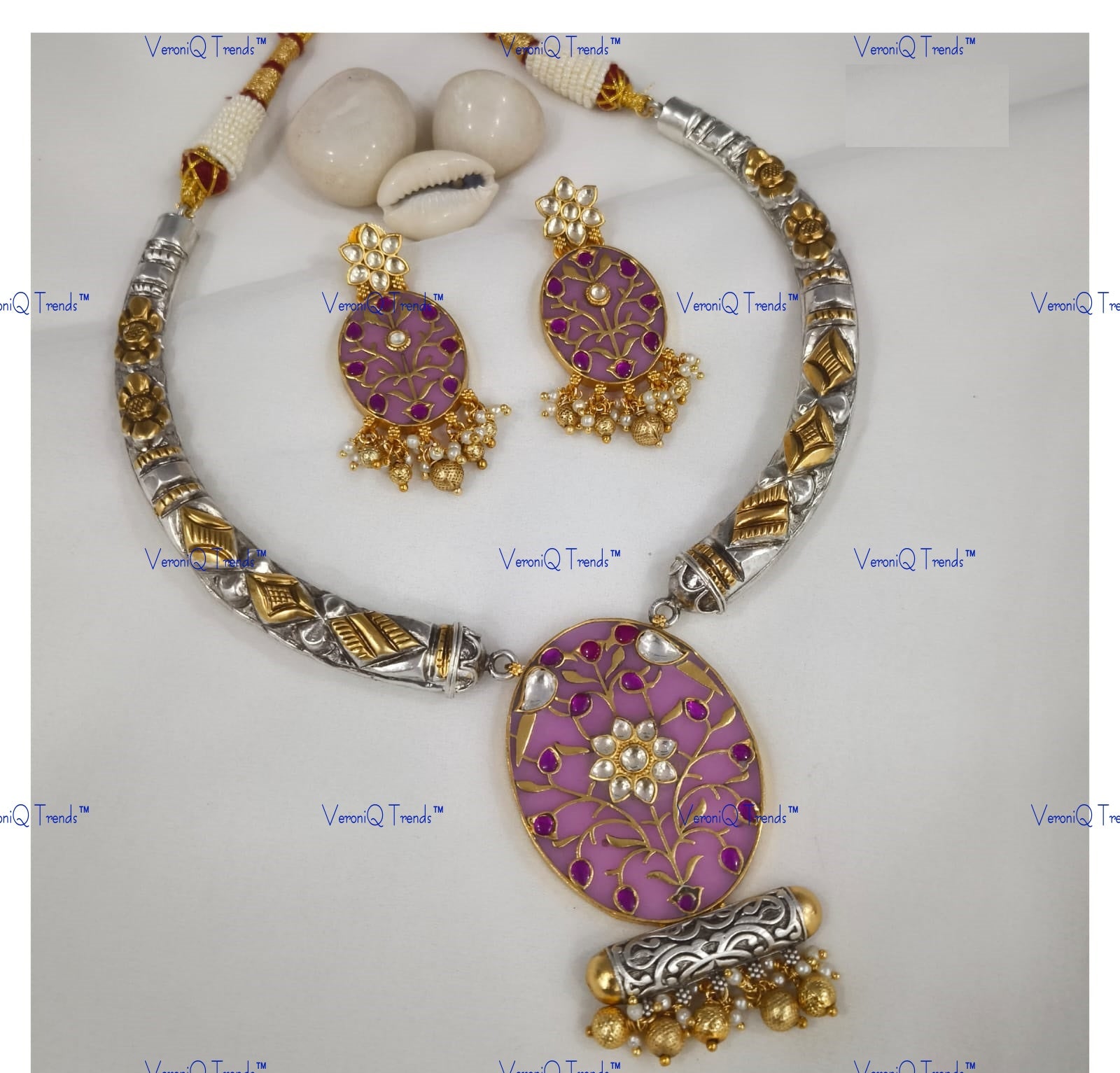 VeroniQ Trends-Carving Hassli Polki Choker Necklace Set Polki-Gold Plated-Wedding Jewellery-Punjabi Jewellery-South Indian-Thappa Jewellery