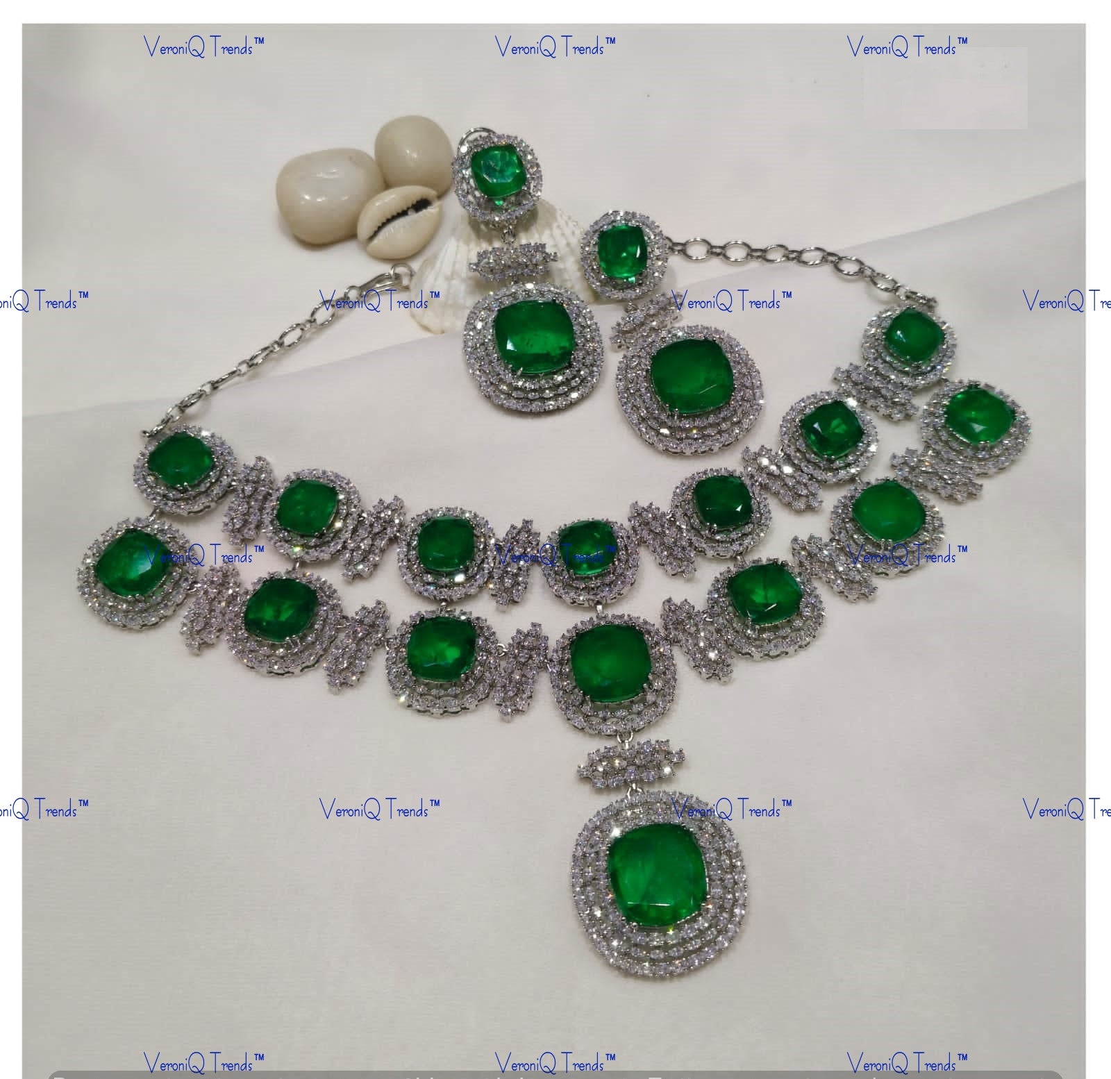 VeroniQ Trends-Alia Bhatt Inspired Look Victorian Double Line Polki And American Diamond Choker Necklace Set Polki-American Diamond-Gold Plated-Wedding Jewellery-Punjabi Jewellery-South Indian-Thappa Jewellery