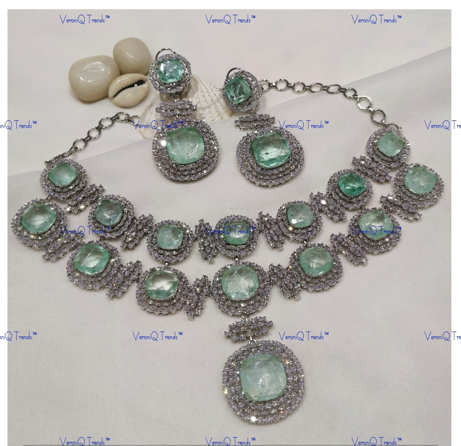 VeroniQ Trends-Alia Bhatt Inspired Look Victorian Double Line Polki And American Diamond Choker Necklace Set Polki-American Diamond-Gold Plated-Wedding Jewellery-Punjabi Jewellery-South Indian-Thappa Jewellery