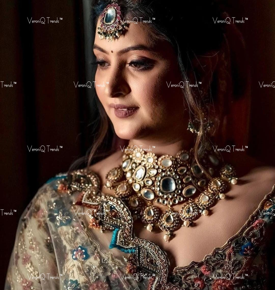 VeroniQ Trends-Traditional Gold Plated Bridal Heavy Kundan Studded Choker Necklace Kundan-Gold Plated-Wedding Jewellery-Punjabi Jewellery-South Indian-Thappa Jewellery
