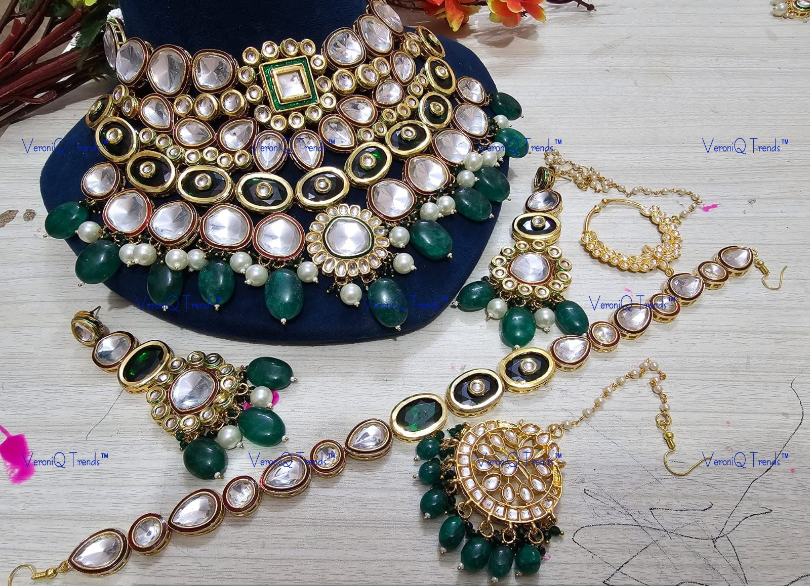 VeroniQ Trends-Latest Design Bridal Gold Plated Green Meenakari Heavy Kundan Studded Beads Choker Necklace Kundan-Gold Plated-Wedding Jewellery-Punjabi Jewellery-South Indian-Thappa Jewellery