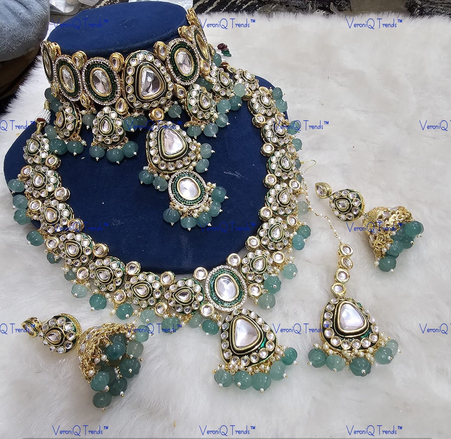 VeroniQ Trends-Bridal Mint Green Gold Plated Kundan Studded And Beaded Long And Choker Necklace Kundan-Gold Plated-Wedding Jewellery-Punjabi Jewellery-South Indian-Thappa Jewellery