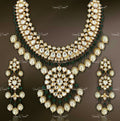 VeroniQ Trends-Traditional Gold Plated Kundan Pearl And Pachi Kundan With Green Beads Necklace Pachi Kundan-Fresh Water Pearl-Gold Plated-Wedding Jewellery-Punjabi Jewellery-South Indian-Thappa Jewellery