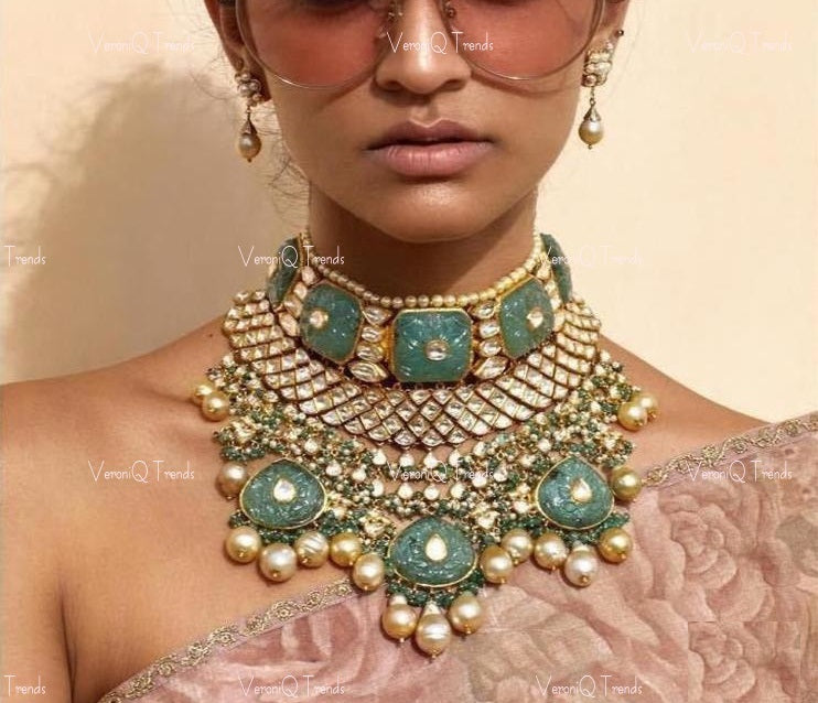 VeroniQ Trends-Bridal Emerald Green Stone Gold Plated Pachi Kundan Choker Necklace Pachi Kundan-Gold Plated-Wedding Jewellery-Punjabi Jewellery-South Indian-Thappa Jewellery