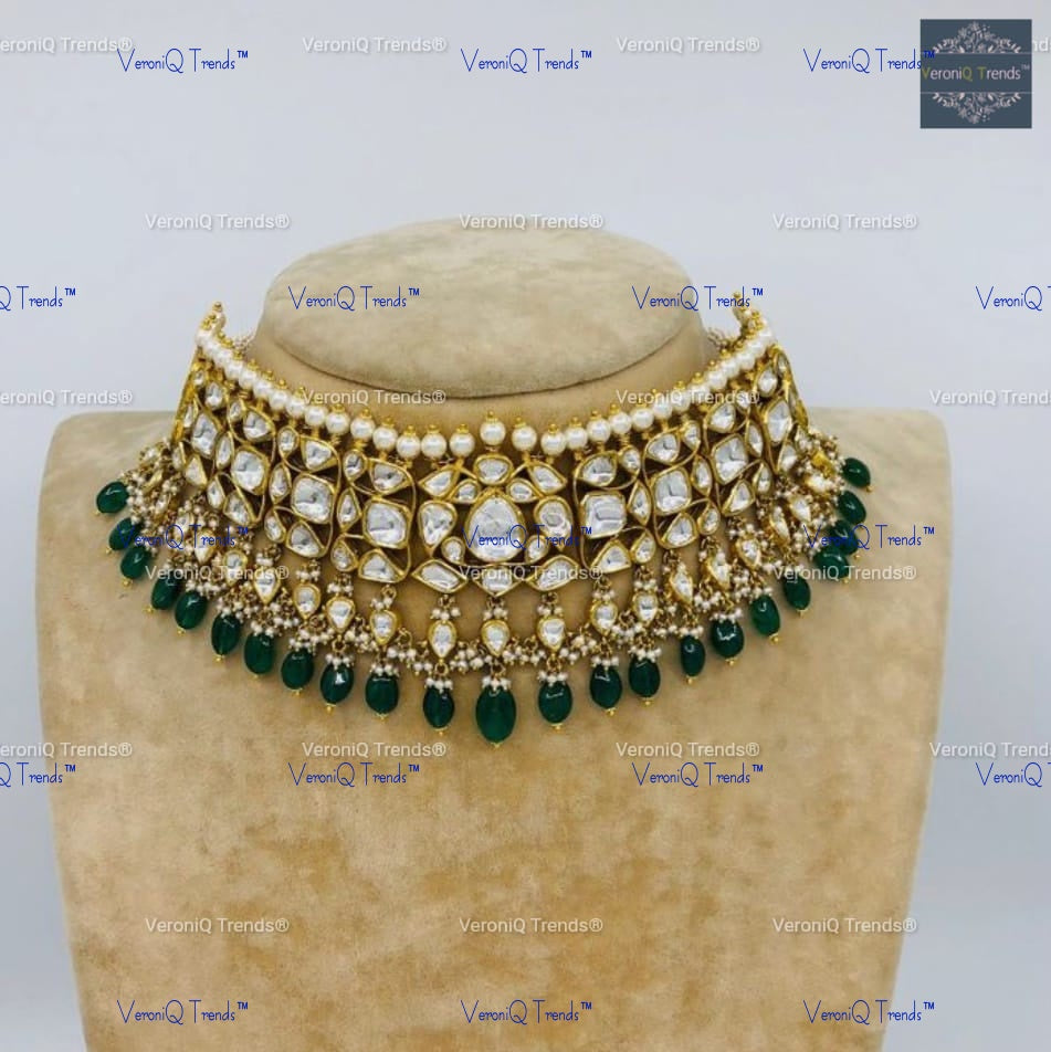 VeroniQ Trends-Rajwadi Style Gold Plated Kundan And Pachi Choker Necklace With Green Beads Pachi Kundan-Gold Plated-Wedding Jewellery-Punjabi Jewellery-South Indian-Thappa Jewellery