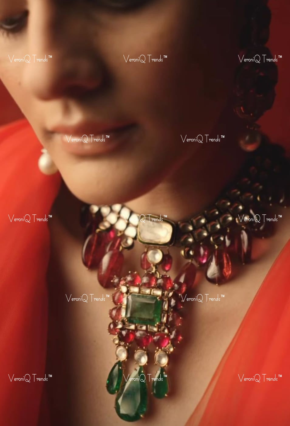 VeroniQ Trends-Gold Plated Red Stone And Pachi Choker Necklace With Green Red Beads Pachi Kundan-Gold Plated-Wedding Jewellery-Punjabi Jewellery-South Indian-Thappa Jewellery