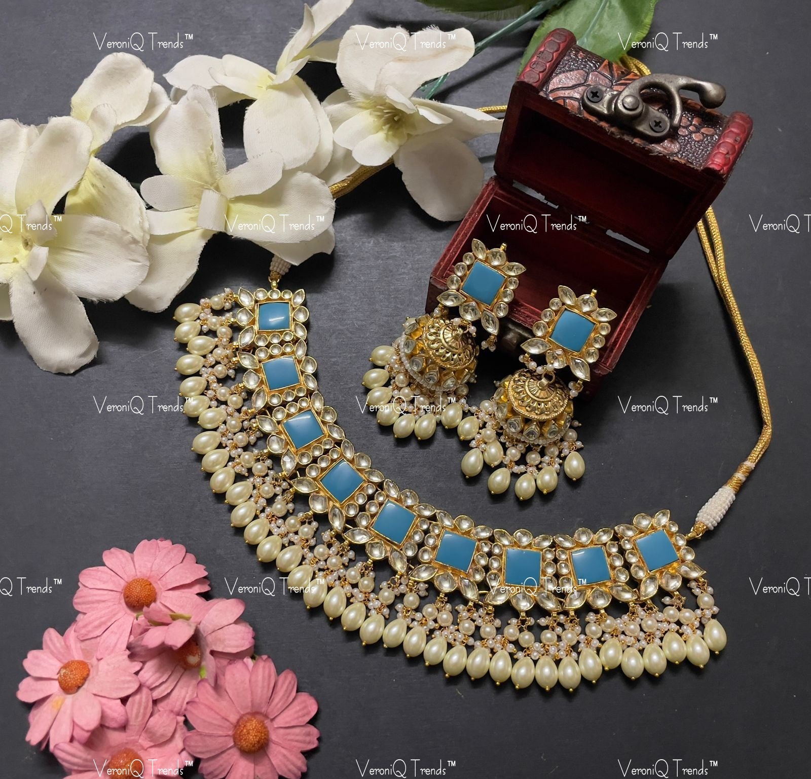 VeroniQ Trends-Royal Blue Stone Gold Plated Pachi Kundan Pearl Choker Necklace Pachi Kundan-Gold Plated-Wedding Jewellery-Punjabi Jewellery-South Indian-Thappa Jewellery