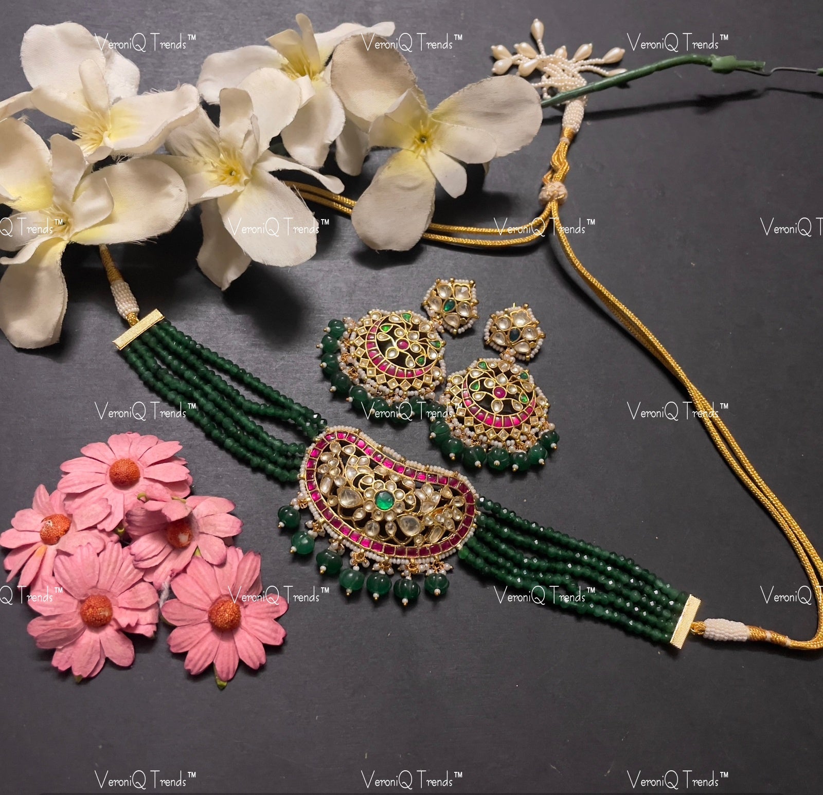 VeroniQ Trends-Multistrand Green Beads Gold Plated Kemp Stone Pachi Kundan Choker Necklace Pachi Kundan-Gold Plated-Wedding Jewellery-Punjabi Jewellery-South Indian-Thappa Jewellery