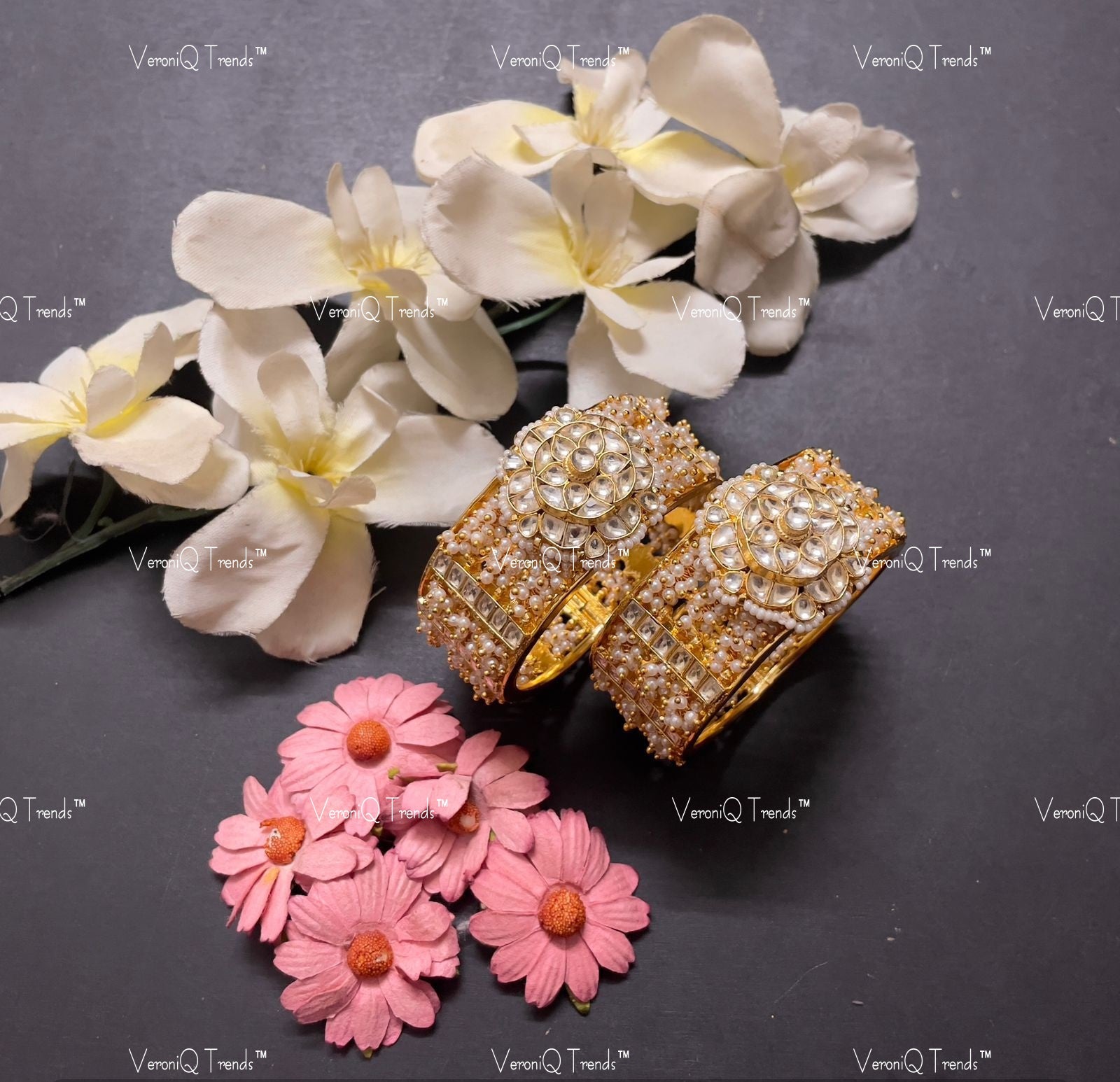 VeroniQ Trends-Traditional Kundan Jadau Gold Plated Pachi Kundan Bangles Kundan-Gold Plated-Wedding Jewellery-Punjabi Jewellery-South Indian-Thappa Jewellery
