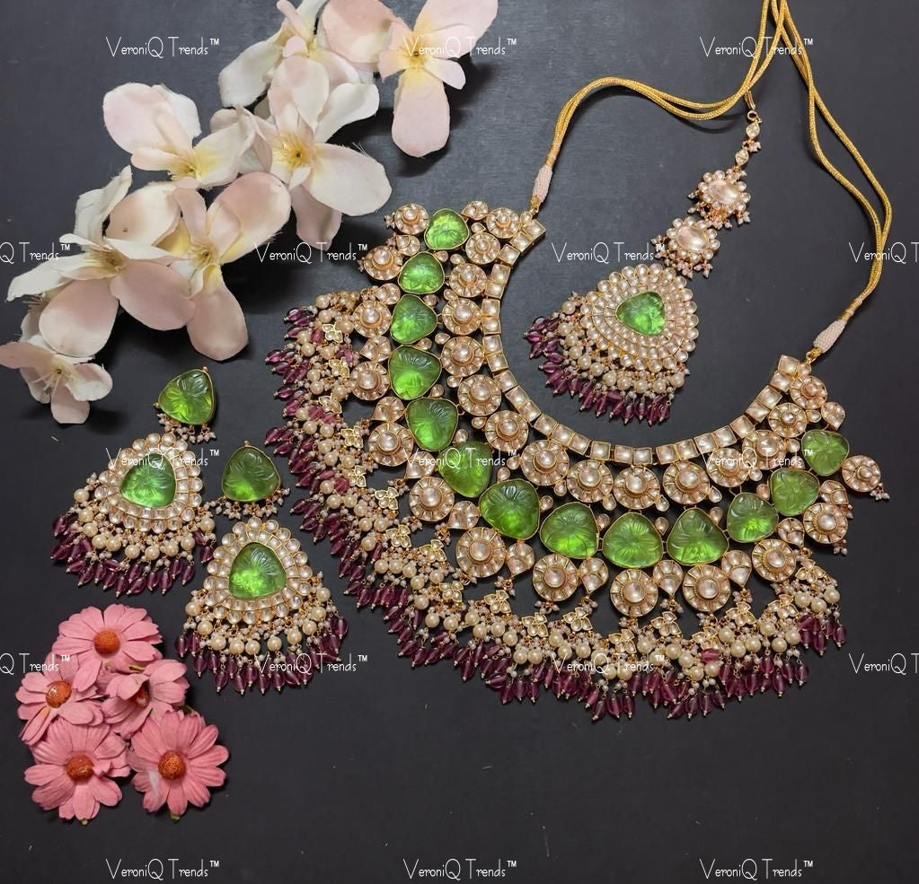 VeroniQ Trends-Bridal Green Stone And Kundan Jadau Gold Plated Pachi Kundan Necklace Pachi Kundan-Gold Plated-Wedding Jewellery-Punjabi Jewellery-South Indian-Thappa Jewellery