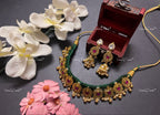 VeroniQ Trends-Traditional Gold Plated Kemp Stone Pachi Kundan Choker Necklace Pachi Kundan-Gold Plated-Wedding Jewelry-Punjabi Jewelry-South Indian-Thappa Jewelry