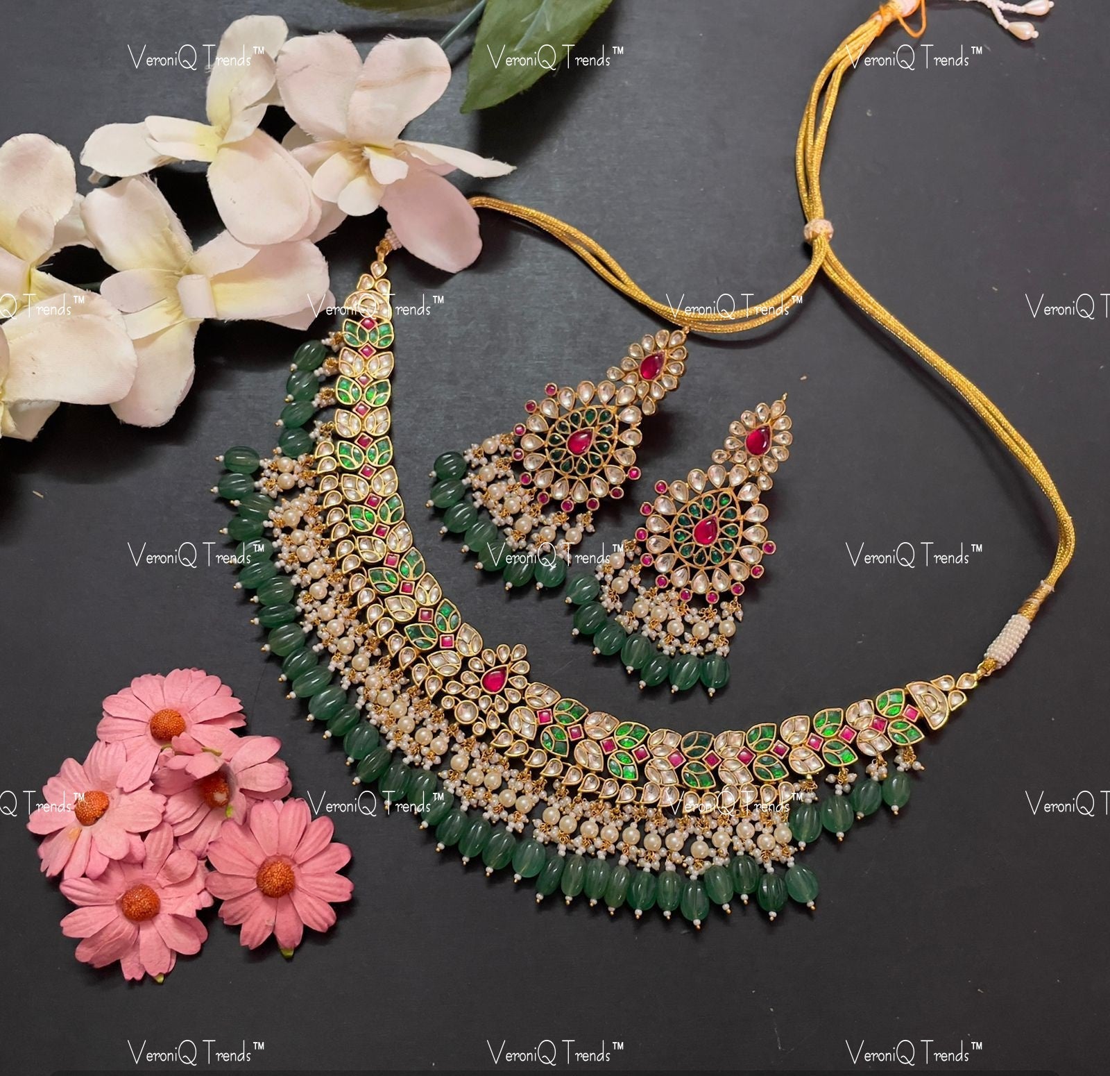 VeroniQ Trends-Kemp Stone Gold Plated Pachi Kundan Necklace With Green Beads Pachi Kundan-Gold Plated-Wedding Jewellery-Punjabi Jewellery-South Indian-Thappa Jewellery