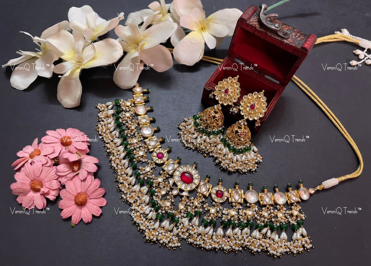 VeroniQ Trends-Traditional Kemp Stone Gold Plated Pachi Kundan Necklace With Green Beads Pachi Kundan-Gold Plated-Wedding Jewellery-Punjabi Jewellery-South Indian-Thappa Jewellery