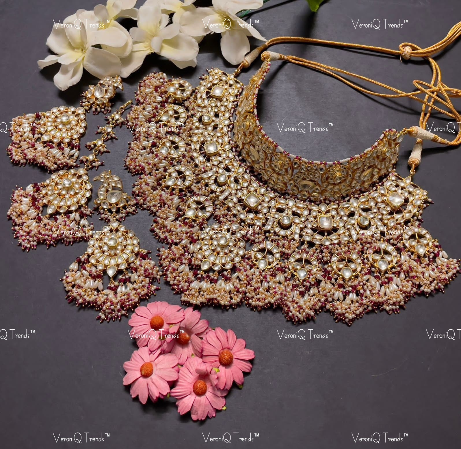 VeroniQ Trends-Bridal Gold Plated Kemp Stone Pachi Kundan Necklace With Peacock Motif Pachi Kundan-Gold Plated-Wedding Jewellery-Punjabi Jewellery-South Indian-Thappa Jewellery