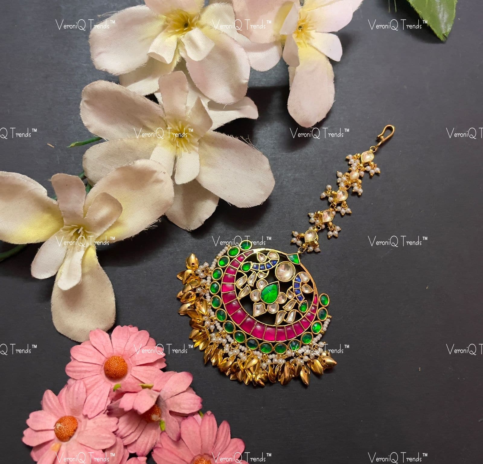VeroniQ Trends-Chandbali Style Gold Plated Kemp Stone Pachi Kundan Maang Tika Pachi Kundan-Gold Plated-Wedding Jewellery-Punjabi Jewellery-South Indian-Thappa Jewellery